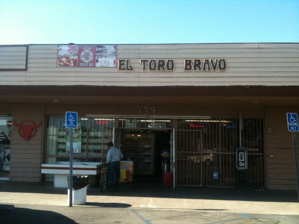 El Toro Bravo Tortilleria